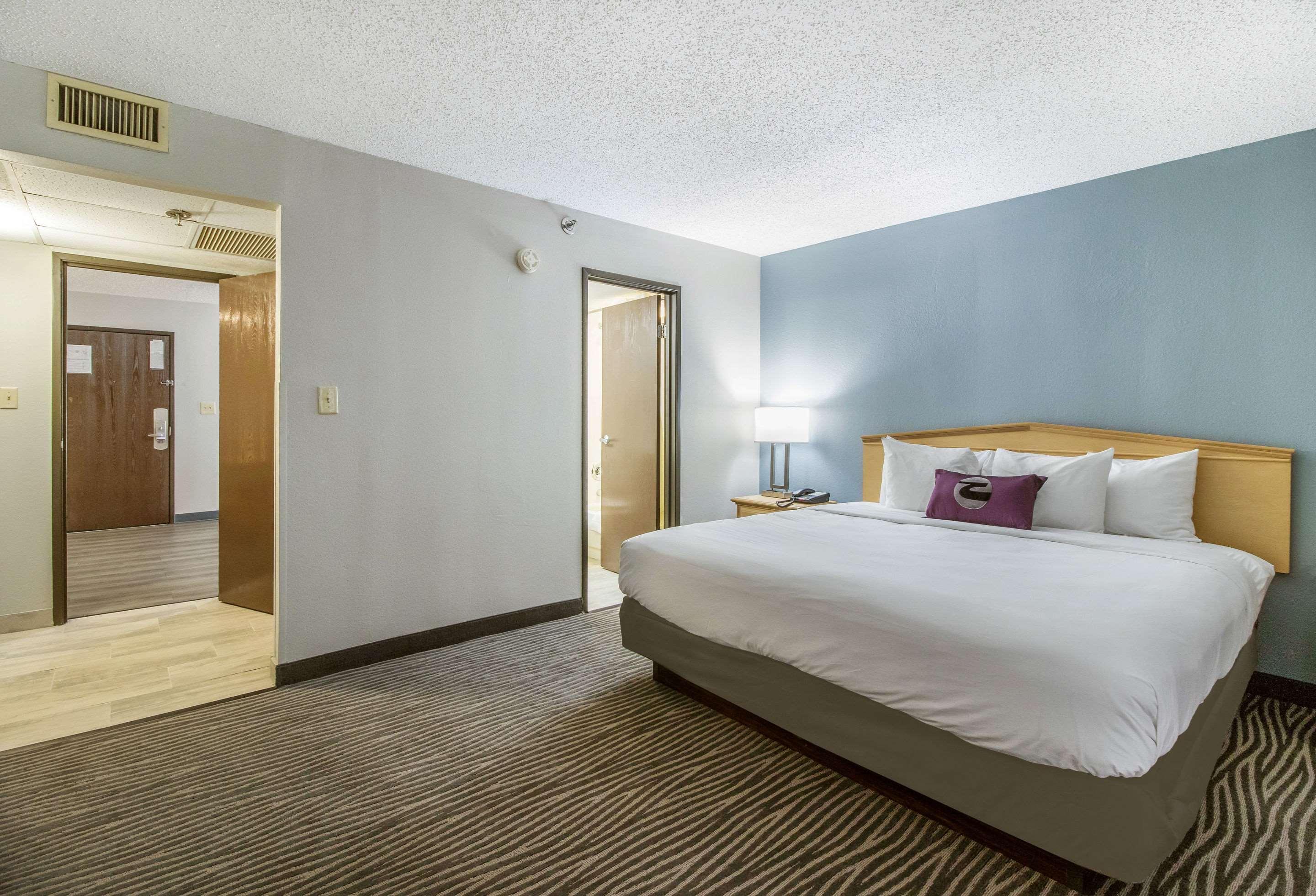 แคลเรียน โฮเต็ล คอนเวนชั่น เซ็นเตอร์ แจ็คสัน นอร์ทเวสต์ Hotel ภายนอก รูปภาพ