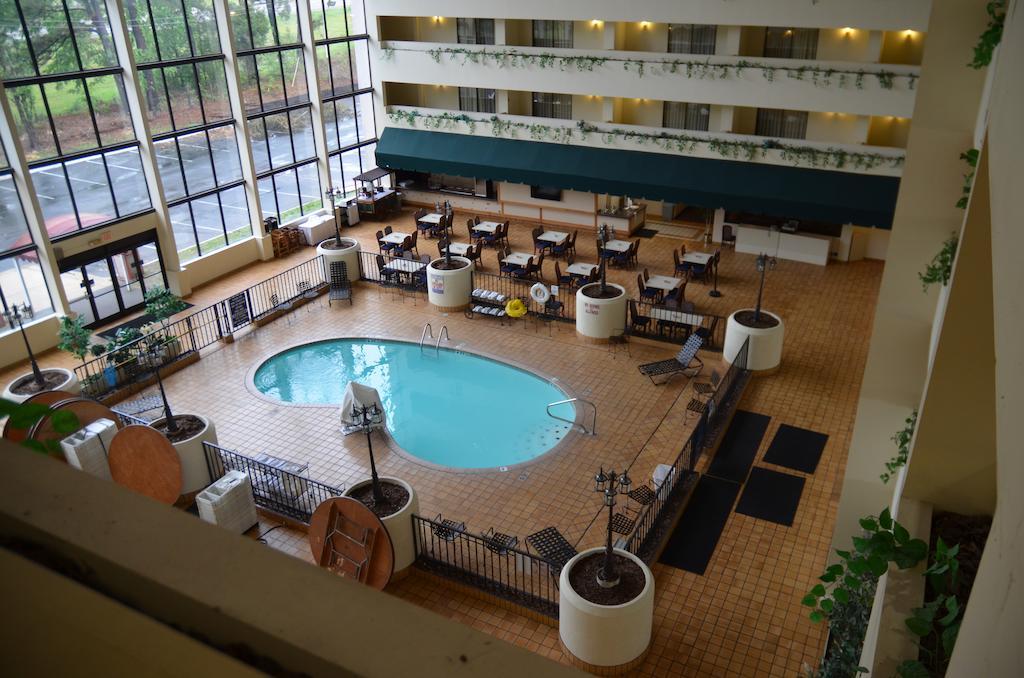 แคลเรียน โฮเต็ล คอนเวนชั่น เซ็นเตอร์ แจ็คสัน นอร์ทเวสต์ Hotel ภายนอก รูปภาพ