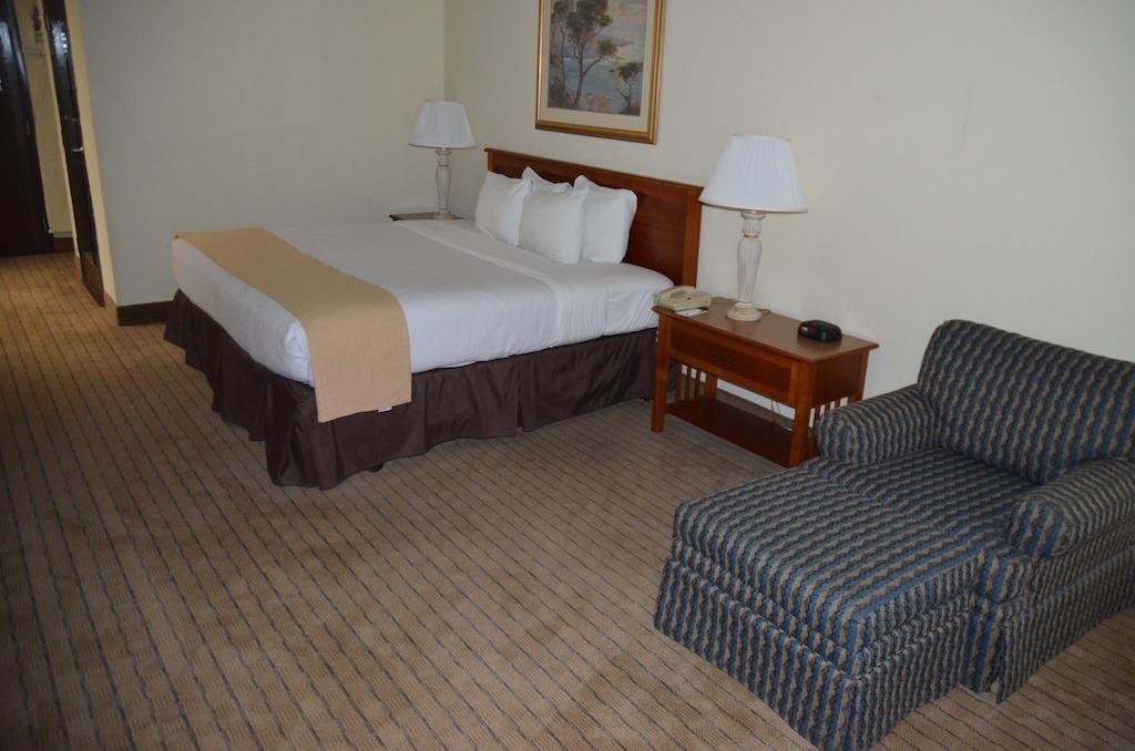 แคลเรียน โฮเต็ล คอนเวนชั่น เซ็นเตอร์ แจ็คสัน นอร์ทเวสต์ Hotel ภายนอก รูปภาพ