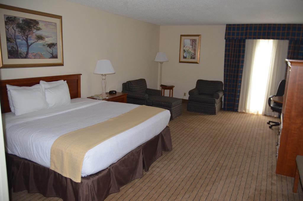 แคลเรียน โฮเต็ล คอนเวนชั่น เซ็นเตอร์ แจ็คสัน นอร์ทเวสต์ Hotel ภายนอก รูปภาพ