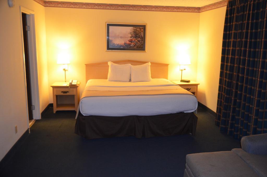 แคลเรียน โฮเต็ล คอนเวนชั่น เซ็นเตอร์ แจ็คสัน นอร์ทเวสต์ Hotel ภายนอก รูปภาพ