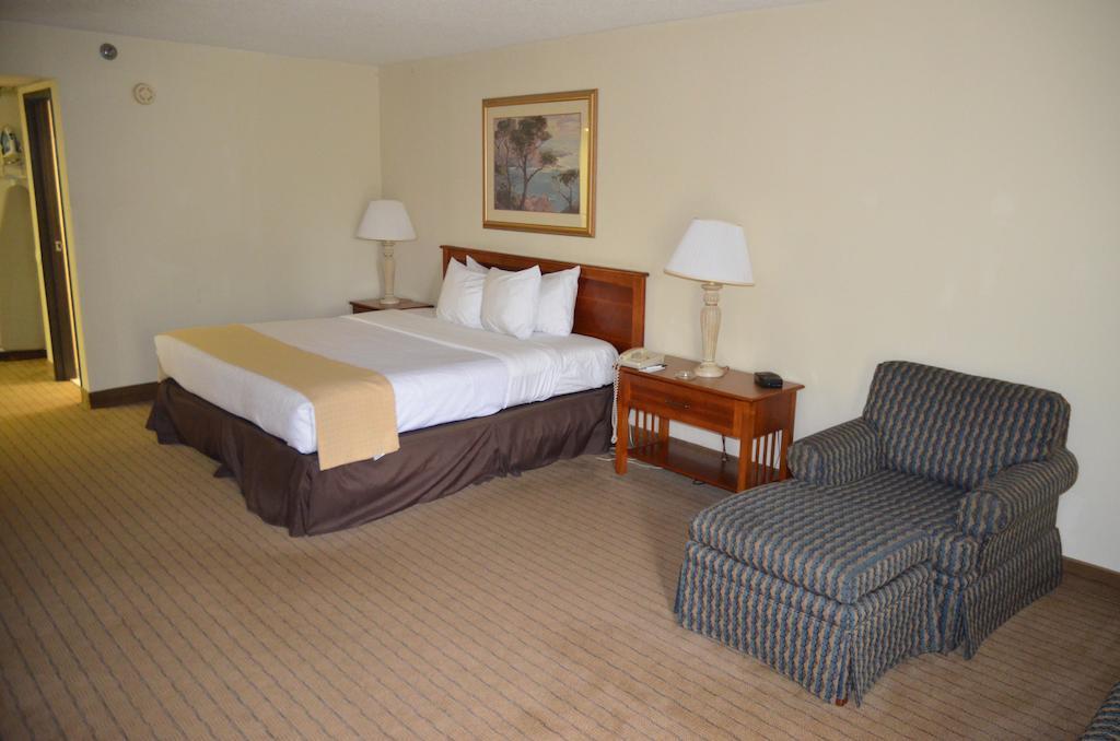 แคลเรียน โฮเต็ล คอนเวนชั่น เซ็นเตอร์ แจ็คสัน นอร์ทเวสต์ Hotel ภายนอก รูปภาพ
